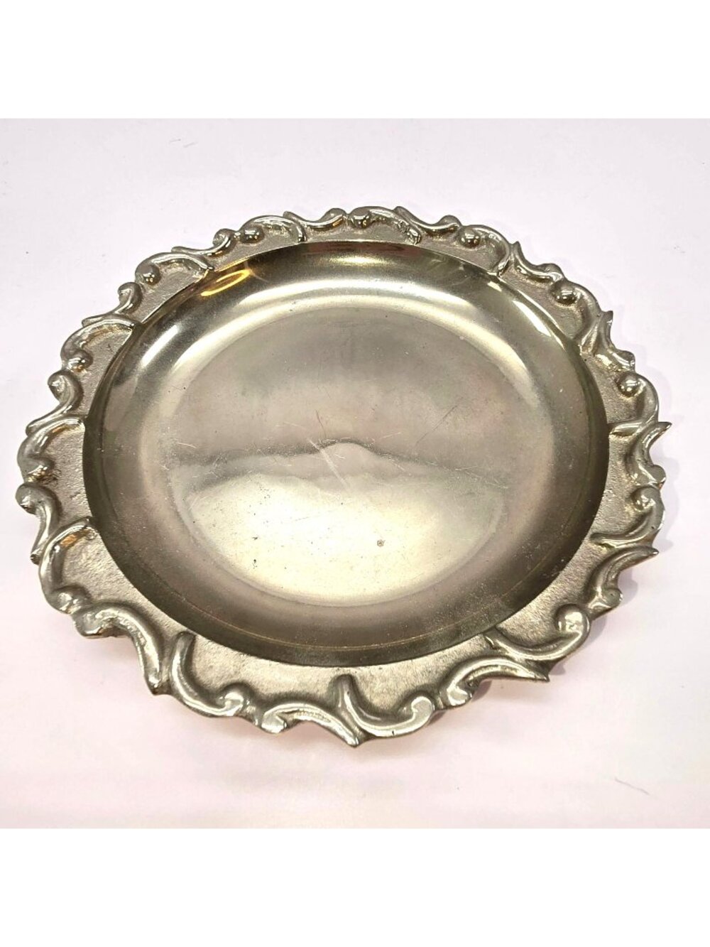 Nickle-plated Brass Decorative Plate Scalloped Edge For Llards VL5084